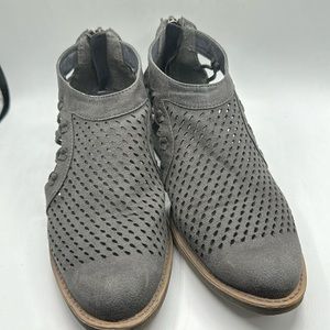 Coconuts By Matisse booties